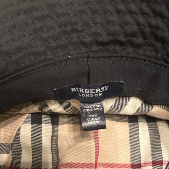 BURBERRY LONDON Vintage Bucket Hat; Great Condition! - Picture 4 of 8